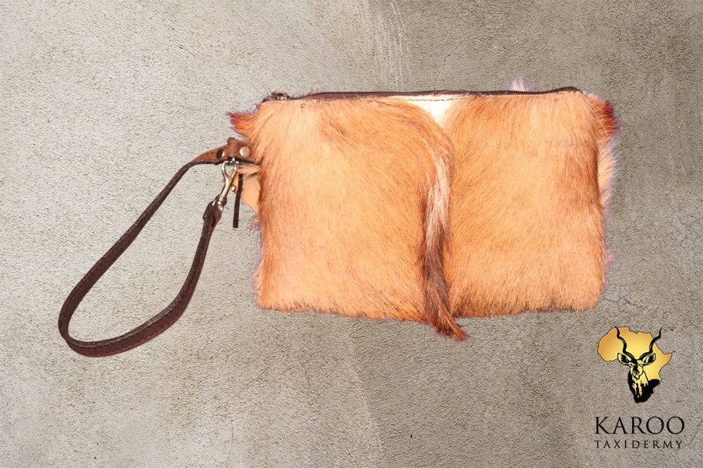Ladies Wrist bag in Springbuck Hide